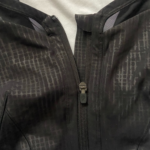 Lululemon Lab Zip Front Bra Size 6 - Picture 4 of 5